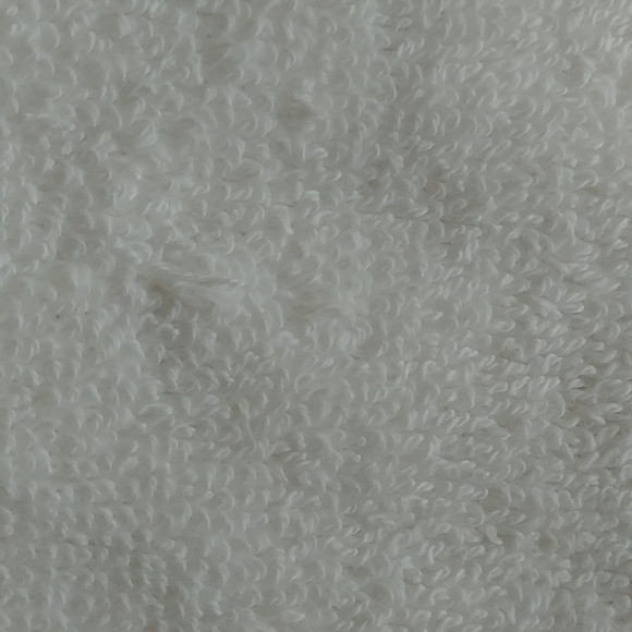 NWOT Beach Towel, 100% Cotton, Length 59 inches, wide 30 inches white/red/black - Picture 8 of 12